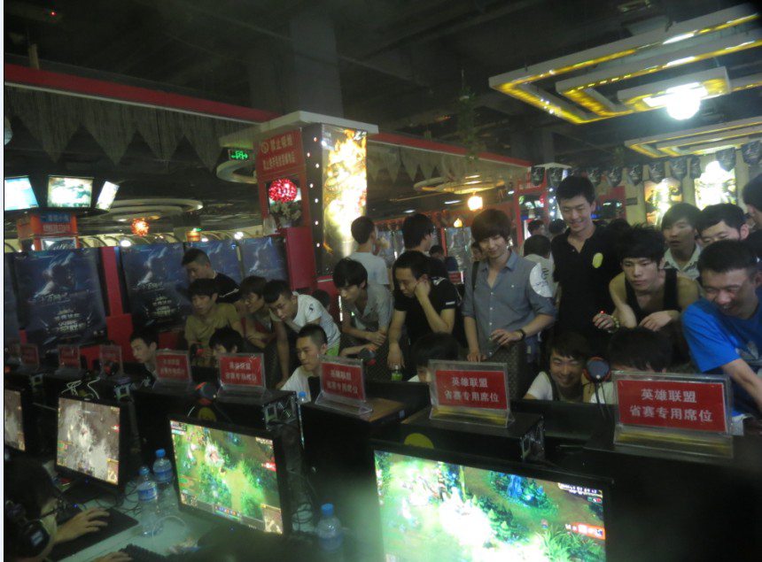 PARIVISION 晋级 StarLadder Budapest Major 2025 第三阶段，而 Fnatic 被淘汰出局