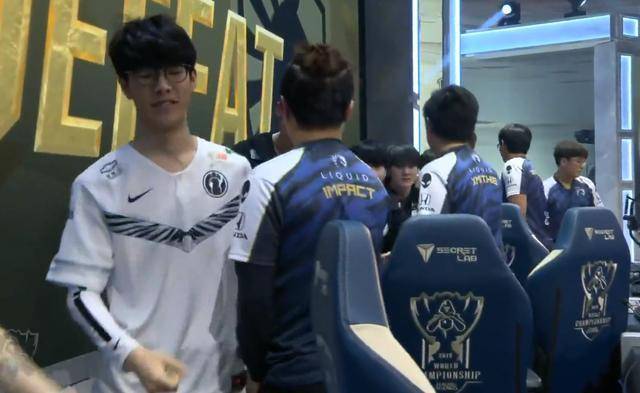 外媒评英雄联盟各赛区2022夏季赛第五周的全球战队战力排行